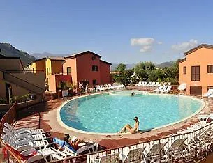 Les Terrasses De Lozari 3*