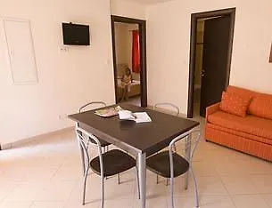 Aparthotel Les Terrasses De Lozari 3*