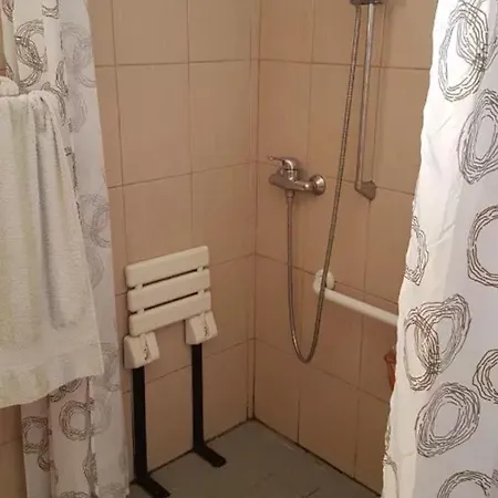 Les Terrasses De Lozari