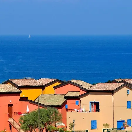 Les Terrasses De Lozari Aparthotel L'Ile-Rousse (Corsica)