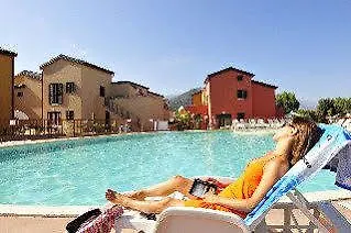 Les Terrasses De Lozari Apartahotel LʼÎle-Rousse