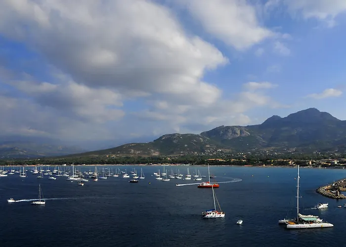 Les Terrasses De Lozari